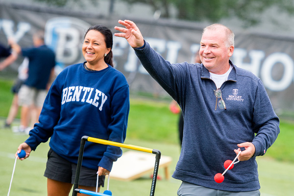 Along with in-person fun and games, this irst-ever hybrid Falcon Weekend had Zoom-able programming. 